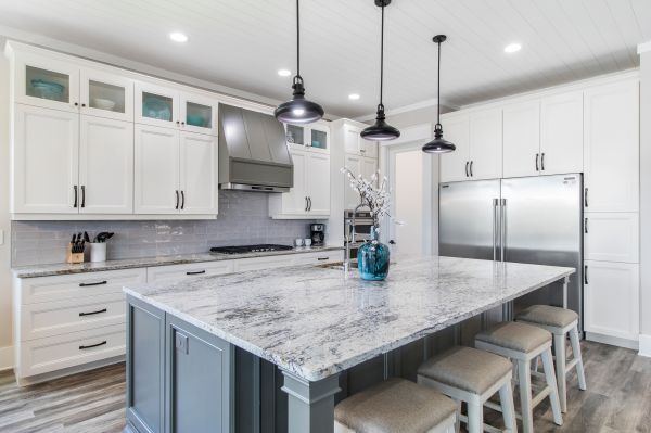 Modern Kitchen Remodeling in Federal Way